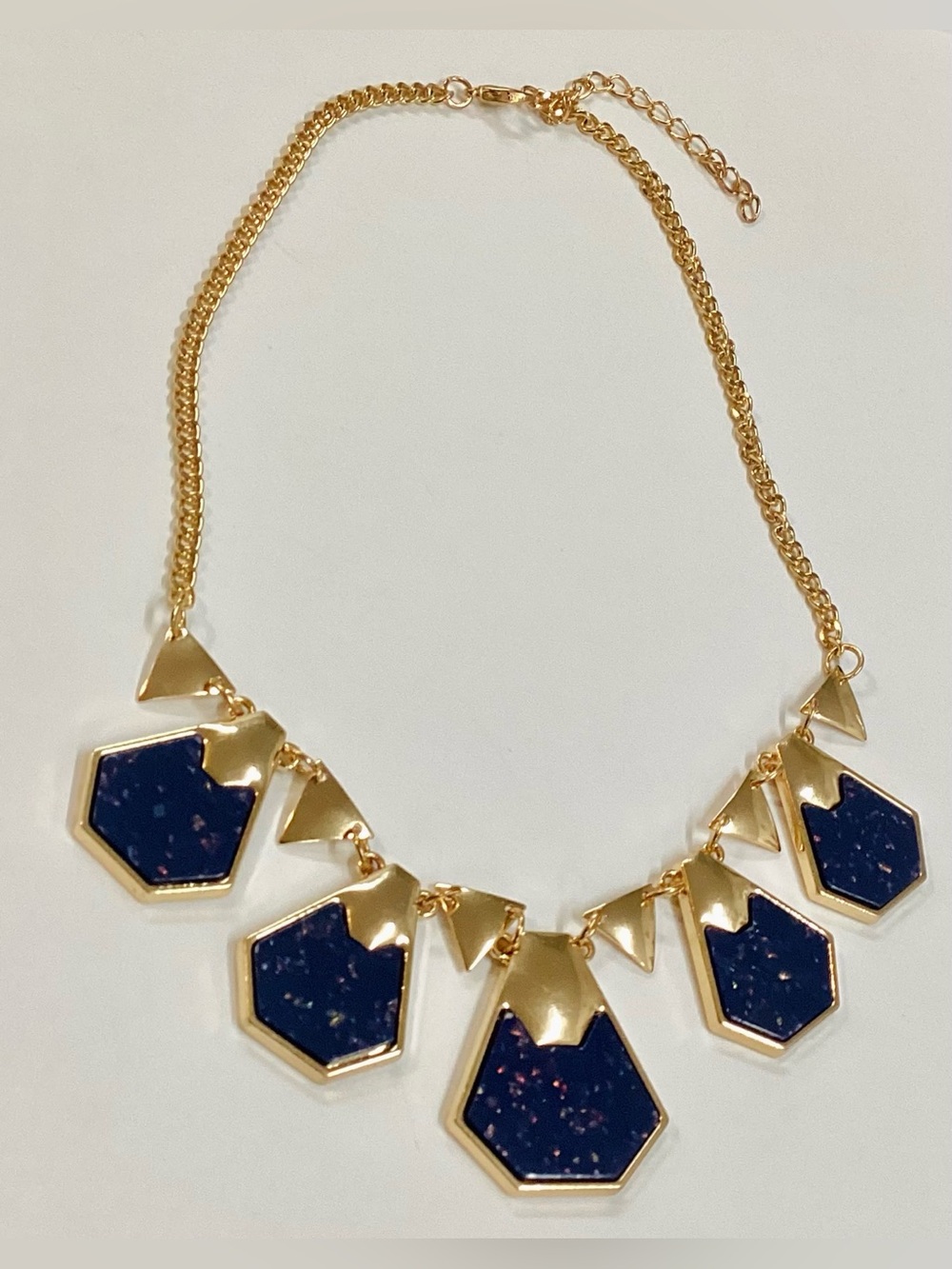 Exclusive Necklace & Earrings 🌘